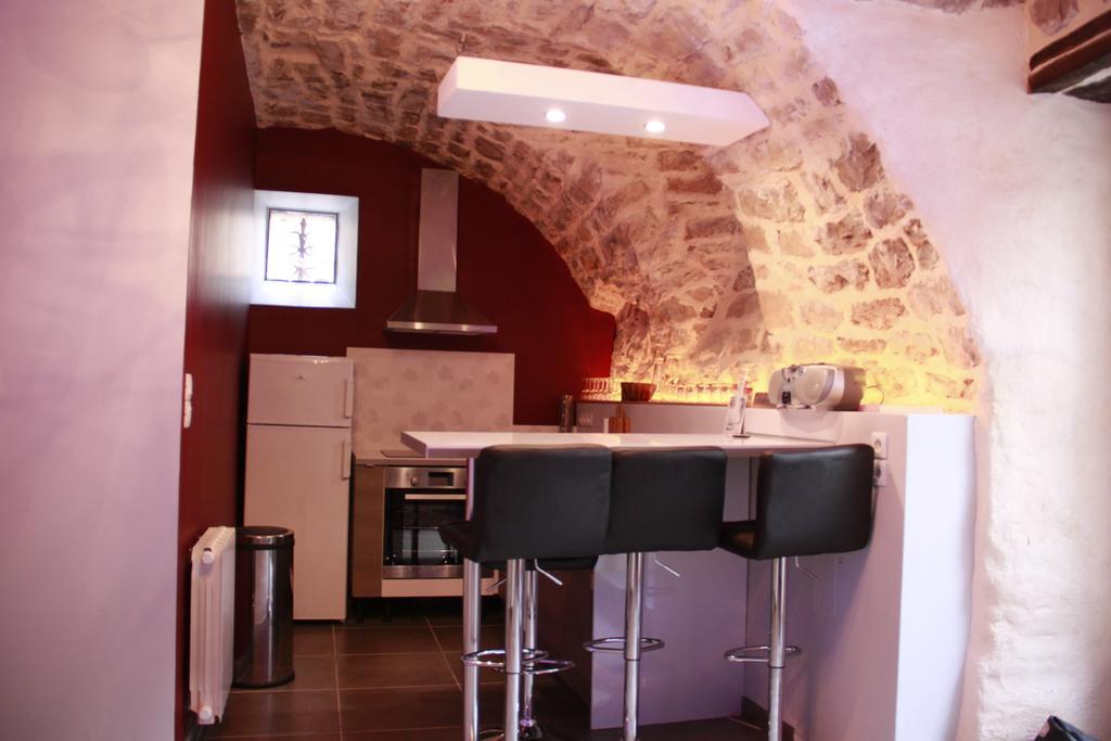 Gite De La Fontaine Paulhe Δωμάτιο φωτογραφία