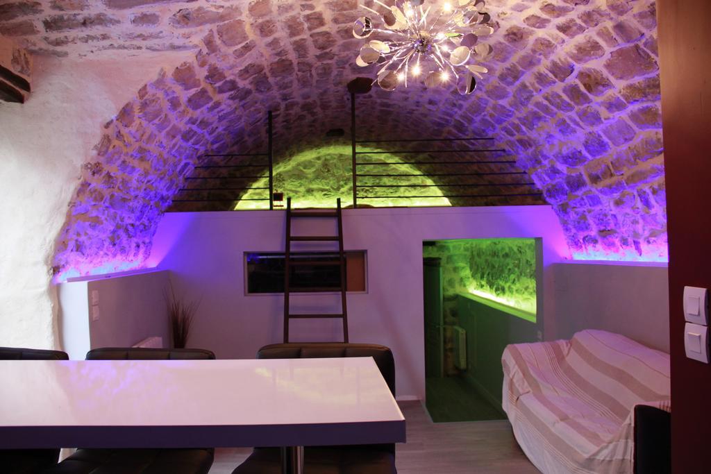 Gite De La Fontaine Paulhe Δωμάτιο φωτογραφία